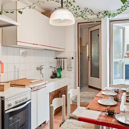 Una Finestra Sulla Torre Appartement *