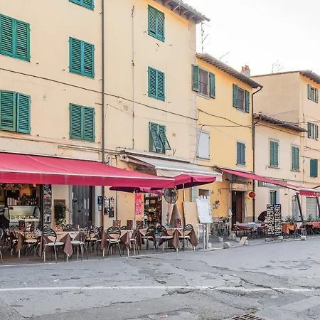 Una Finestra Sulla Torre Appartement